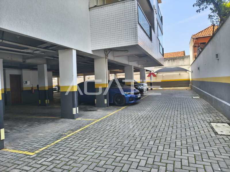 Condomínio Ed. Lagoa Mar - Agatê Imóveis vende lindo Apartamento de 102 m² Praia de Piratininga - Niterói por R 990 mil reais. - HTAP20066