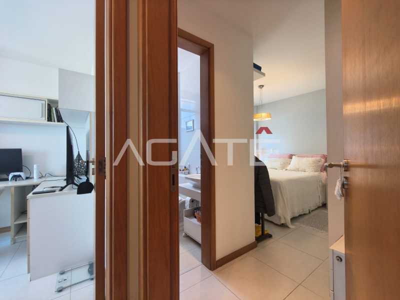 Condomínio Ed. Lagoa Mar - Agatê Imóveis vende lindo Apartamento de 102 m² Praia de Piratininga - Niterói por R 990 mil reais. - HTAP20066