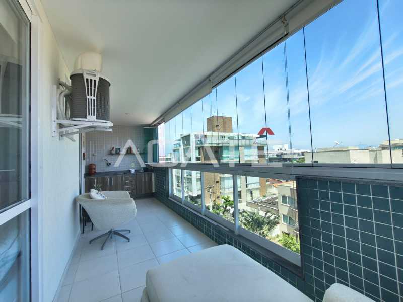 Condomínio Ed. Lagoa Mar - Agatê Imóveis vende lindo Apartamento de 102 m² Praia de Piratininga - Niterói por R 990 mil reais. - HTAP20066