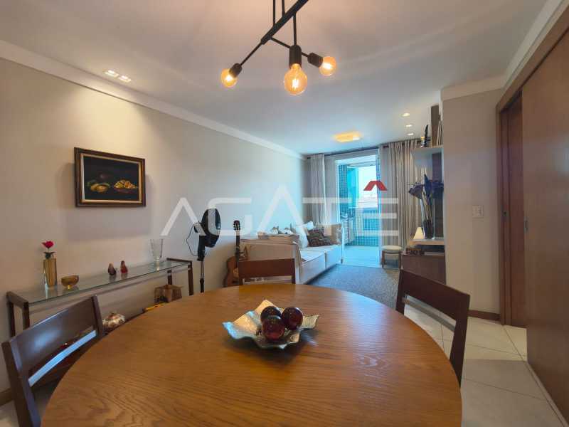 Condomínio Ed. Lagoa Mar - Agatê Imóveis vende lindo Apartamento de 102 m² Praia de Piratininga - Niterói por R 990 mil reais. - HTAP20066