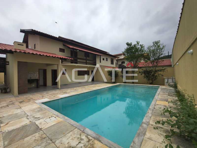 Agatê Imóveis vende excelente casa duplex - Piratininga - Niterói/RJ por R$ 1.650.000 mil reais. - HTCA40227