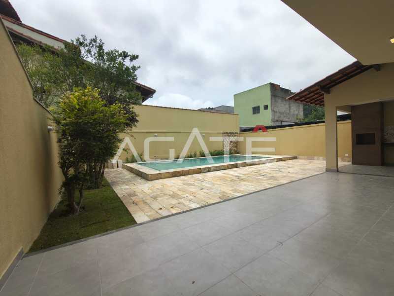Agatê Imóveis vende excelente casa duplex - Piratininga - Niterói/RJ por R$ 1.650.000 mil reais. - HTCA40227