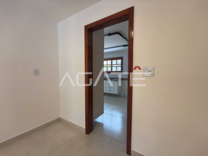 Agatê Imóveis vende excelente casa duplex - Piratininga - Niterói/RJ por R$ 1.650.000 mil reais. - HTCA40227