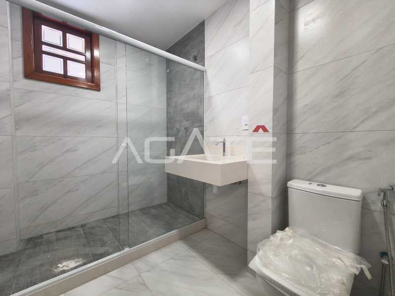 Agatê Imóveis vende excelente casa duplex - Piratininga - Niterói/RJ por R$ 1.650.000 mil reais. - HTCA40227