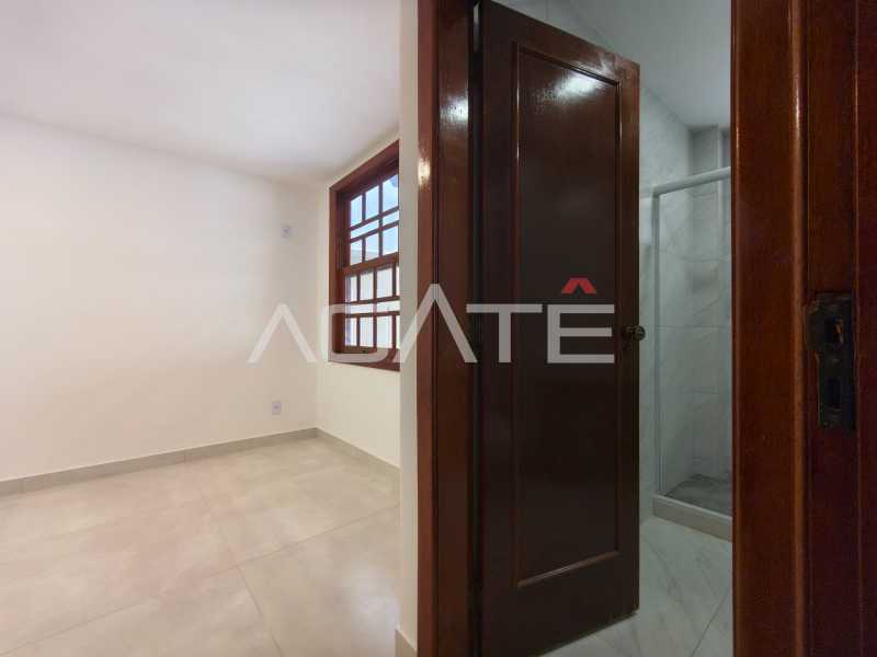 Agatê Imóveis vende excelente casa duplex - Piratininga - Niterói/RJ por R$ 1.650.000 mil reais. - HTCA40227