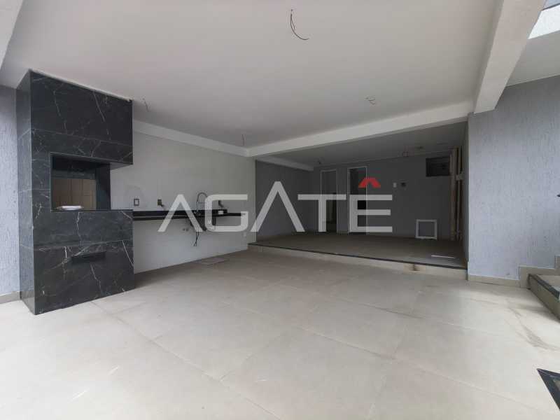Conheça Casa 4 suítes Condomínio do imóvel - Agatê Imóveis vende maravilhosa casa triplex em condomínio com 300m² - Itaipu - Niterói/RJ por R$ 1.250.000,00 - HTCN40141 - 26 Casa 4 suítes Condomínio - 26