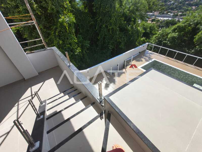 Conheça Casa 4 suítes Condomínio do imóvel - Agatê Imóveis vende maravilhosa casa triplex em condomínio com 300m² - Itaipu - Niterói/RJ por R$ 1.250.000,00 - HTCN40141 - 31 Casa 4 suítes Condomínio - 31