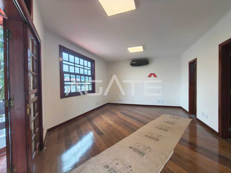 Conheça Casa 3 qtos Piratininga do imóvel - Agatê Imóveis vende excelente casa duplex - Piratininga - Niterói/RJ por R$ 1.450.000 mil reais. - HTCA30453 - 21 Casa 3 qtos Piratininga - 21
