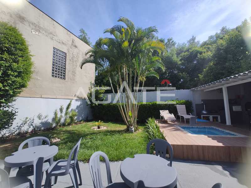 Conheça Casa 4 qtos Itaipu do imóvel - Agatê Imóveis vende Maravilhosa Casa Duplex de 220m² Itaipu - Niterói - RJ por R 1.150.000 reais. - HTCA40115 - 20 Casa 4 qtos Itaipu - 20