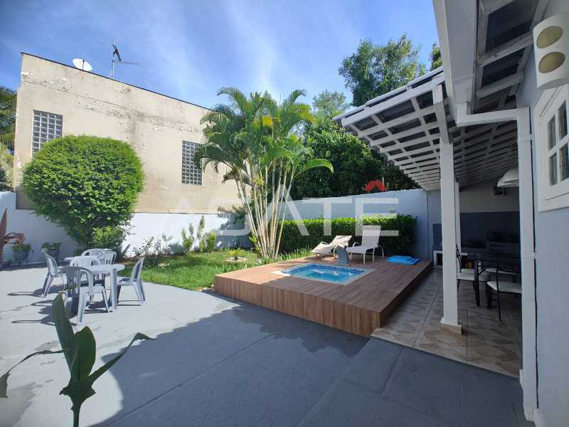 Conheça Casa 4 qtos Itaipu do imóvel - Agatê Imóveis vende Maravilhosa Casa Duplex de 220m² Itaipu - Niterói - RJ por R 1.150.000 reais. - HTCA40115 - 23 Casa 4 qtos Itaipu - 23