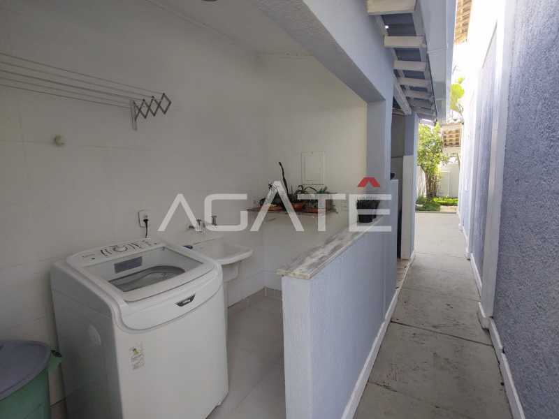 Conheça Casa 4 qtos Itaipu do imóvel - Agatê Imóveis vende Maravilhosa Casa Duplex de 220m² Itaipu - Niterói - RJ por R 1.150.000 reais. - HTCA40115 - 45 Casa 4 qtos Itaipu - 45