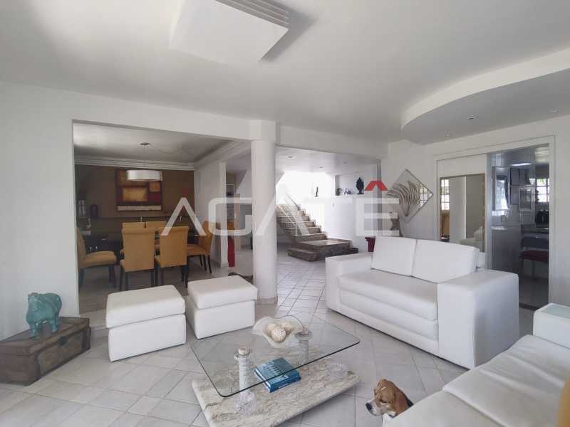 Conheça Casa 4 qtos Itaipu do imóvel - Agatê Imóveis vende Maravilhosa Casa Duplex de 220m² Itaipu - Niterói - RJ por R 1.150.000 reais. - HTCA40115 - 9 Casa 4 qtos Itaipu - 9