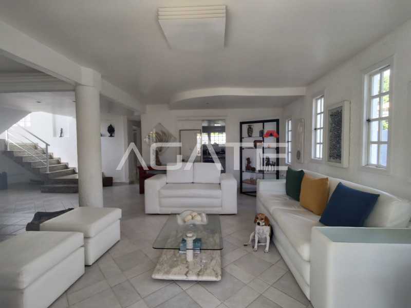 Conheça Casa 4 qtos Itaipu do imóvel - Agatê Imóveis vende Maravilhosa Casa Duplex de 220m² Itaipu - Niterói - RJ por R 1.150.000 reais. - HTCA40115 - 5 Casa 4 qtos Itaipu - 5