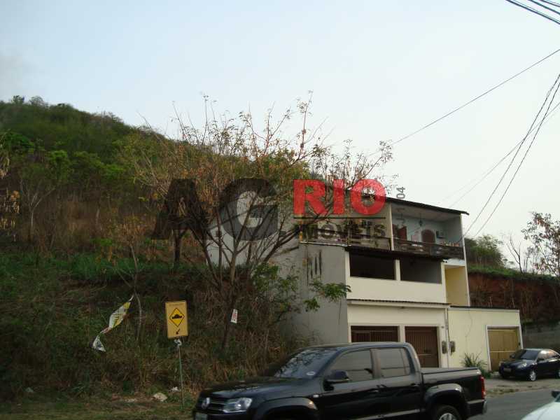 011 - 2