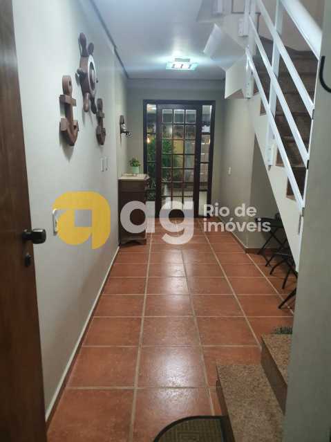 Conheça WhatsApp Image 2025-10-27 at 1 do imóvel - Casa em Condomínio à venda Rua Nilton Gitahy,Rio de Janeiro,RJ - R$ 890.000 - VVCN30311 - 30 WhatsApp Image 2025-10-27 at 1 - 30