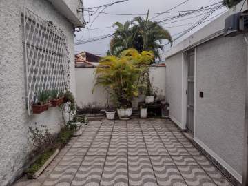 Casa 3 quartos à venda Rio de Janeiro,RJ Bangu - R$ 620.000 - VVCA30348
