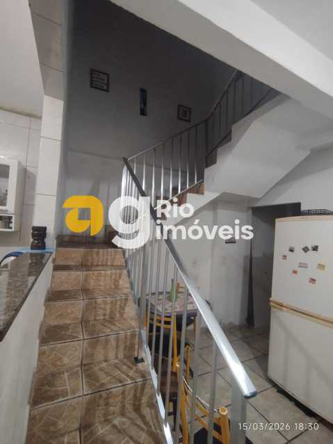 Conheça ESCADA do imóvel - Casa Duplex à Venda em Magalhães Bastos com 2 Quartos (1 suit) - VVCA20277 - 8 ESCADA - 8
