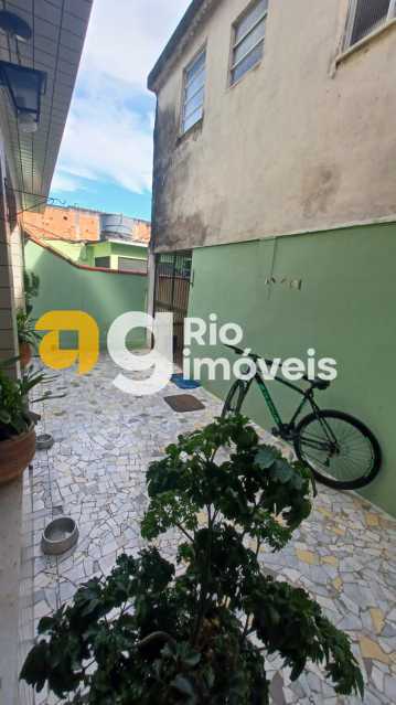 Conheça WhatsApp Image 2026-10-15 at 1 do imóvel - Casa de Vila para alugar Rua Guaravera,Rio de Janeiro,RJ - R$ 2.500 - TQCV40004 - 20 WhatsApp Image 2026-10-15 at 1 - 20