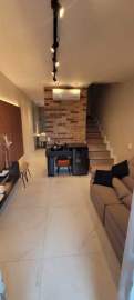 Ótima localização - CASA DUPLEX COM DOIS QUARTOS PARA A VENDA - RECEM REFORMADA - EM MESQUITA! - SICA20119