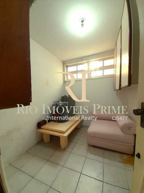 Conheça DEPENDÊNCIA COMPLETA do imóvel - Casa em Condomínio à venda Avenida das Américas, Barra da Tijuca, Rio de Janeiro - R$ 2.800.000 - RPCN40005 - 9 DEPENDÊNCIA COMPLETA - 9