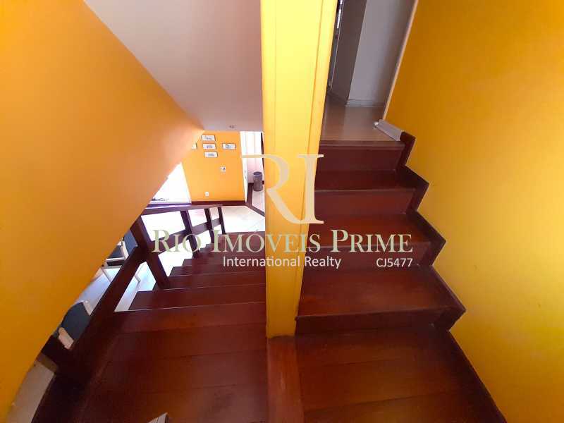 Conheça ACESSO PAV2 do imóvel - Casa em Condomínio à venda Avenida das Américas, Barra da Tijuca, Rio de Janeiro - R$ 2.800.000 - RPCN40005 - 10 ACESSO PAV2 - 10