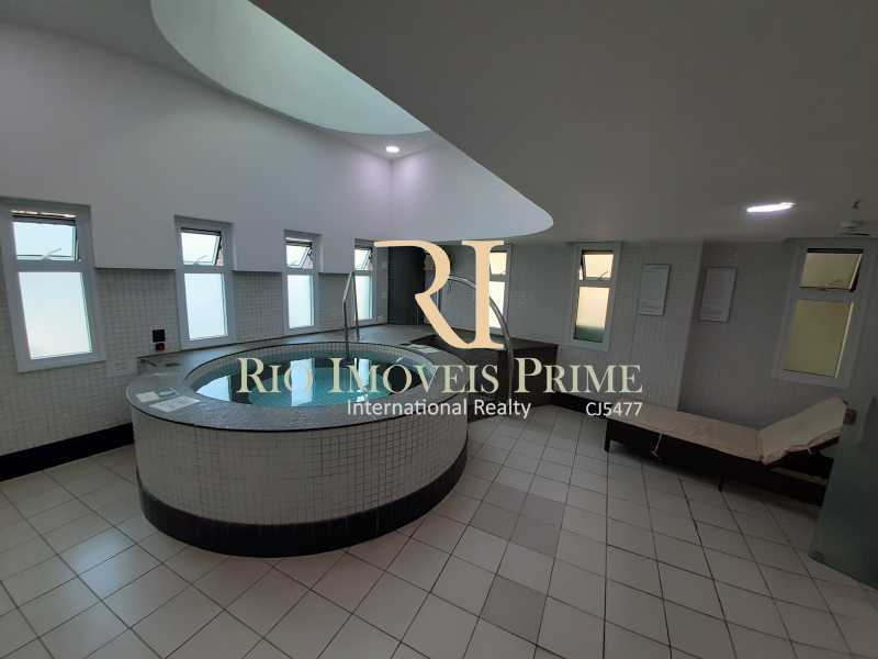 Conheça JACUZZI do imóvel - Flat à venda Avenida Lúcio Costa, Barra da Tijuca, Rio de Janeiro - R$ 850.000 - RPFL10122 - 19 JACUZZI - 19