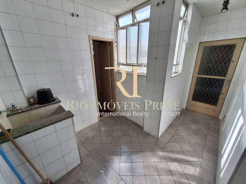 Conheça ÁREA DE SERVIÇO do imóvel - Tijuca, metrô Afonso Pena, 3 quartos, suíte e vaga - RPAP30247 - 15 ÁREA DE SERVIÇO - 15