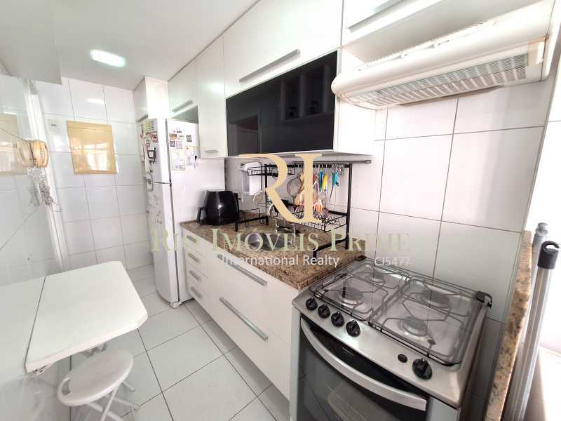 Conheça COZINHA do imóvel - Tijuca, infra, varanda gourmet, suíte e vaga - RPAP20368 - 15 COZINHA - 15