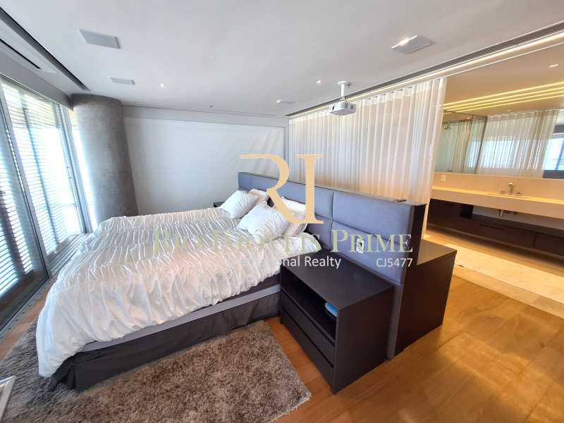 Conheça SUÍTE1 do imóvel - Cond Grand Hyatt Residences, 2 suítes, 4 vagas, vista mar - RPAP20374 - 10 SUÍTE1 - 10