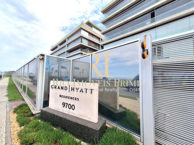 Conheça ENTRADA CONDOMÍNIO do imóvel - Cond Grand Hyatt Residences, 2 suítes, 4 vagas, vista mar - RPAP20374 - 27 ENTRADA CONDOMÍNIO - 27