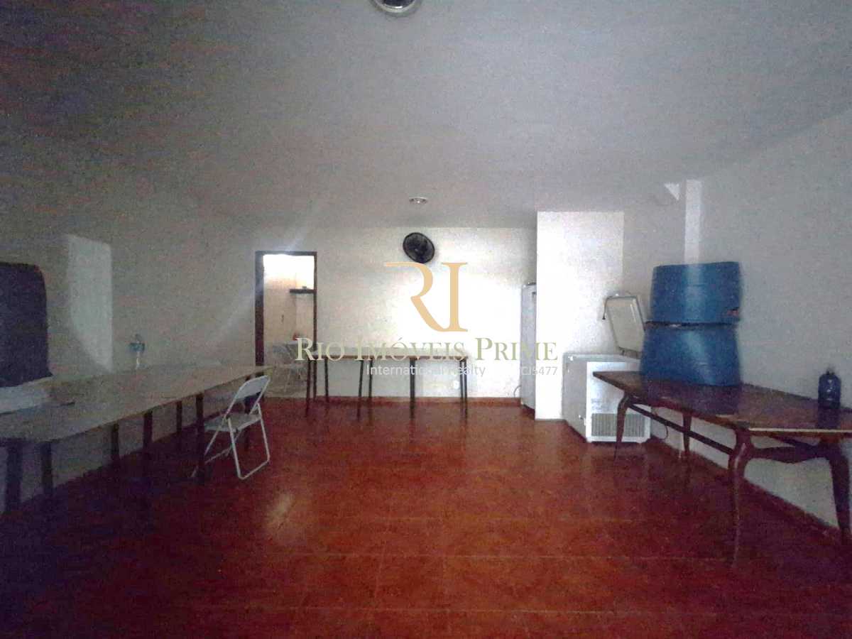Conheça SALÃO DE FESTAS2. do imóvel - Tijuca / metrô Saens Pena, 2 quartos, suíte, varanda e vaga - RPAP20405 - 26 SALÃO DE FESTAS2. - 26