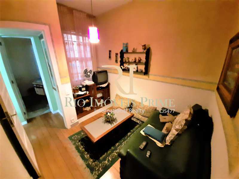 Conheça SALA DE TV do imóvel - Casa em Condomínio à venda Rua João da Mata, Metrô Uruguai Tijuca, Rio de Janeiro - R$ 1.700.000 - RPCN40002 - 4 SALA DE TV - 4