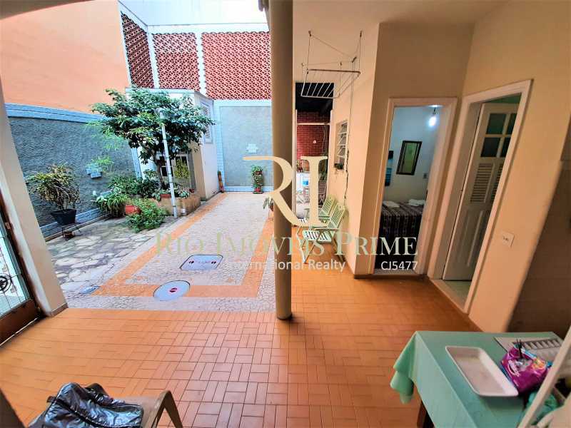 Conheça DEPENDÊNCIA COMPLETA do imóvel - Casa em Condomínio à venda Rua João da Mata, Metrô Uruguai Tijuca, Rio de Janeiro - R$ 1.700.000 - RPCN40002 - 7 DEPENDÊNCIA COMPLETA - 7