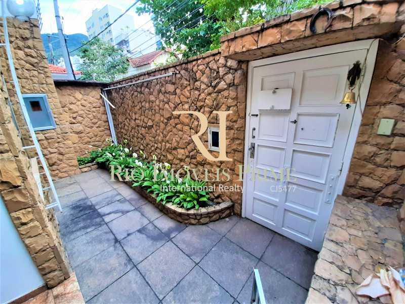 Conheça ENTRADA do imóvel - Casa em Condomínio à venda Rua João da Mata, Metrô Uruguai Tijuca, Rio de Janeiro - R$ 1.700.000 - RPCN40002 - 20 ENTRADA - 20