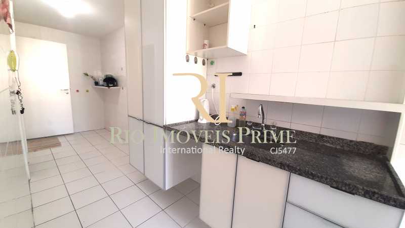 Conheça COZINHA do imóvel - Apartamento à venda Rua Barão de Mesquita, Tijuca, Rio de Janeiro - R$ 764.999 - RPAP30175 - 15 COZINHA - 15