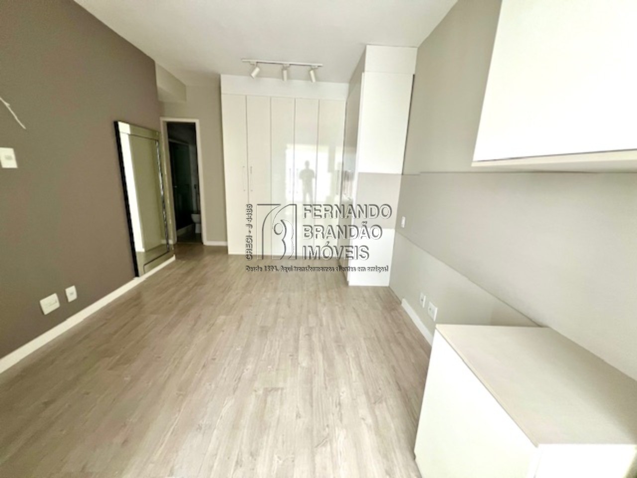 Conheça Foto 23 do imóvel - Reserva do Parque, Vendo lindíssimo apartamento na Barra Olímpica com 3 quartos, 1 suíte, 2 salas e 93m² - 7591 - 23 Foto 23 - 23