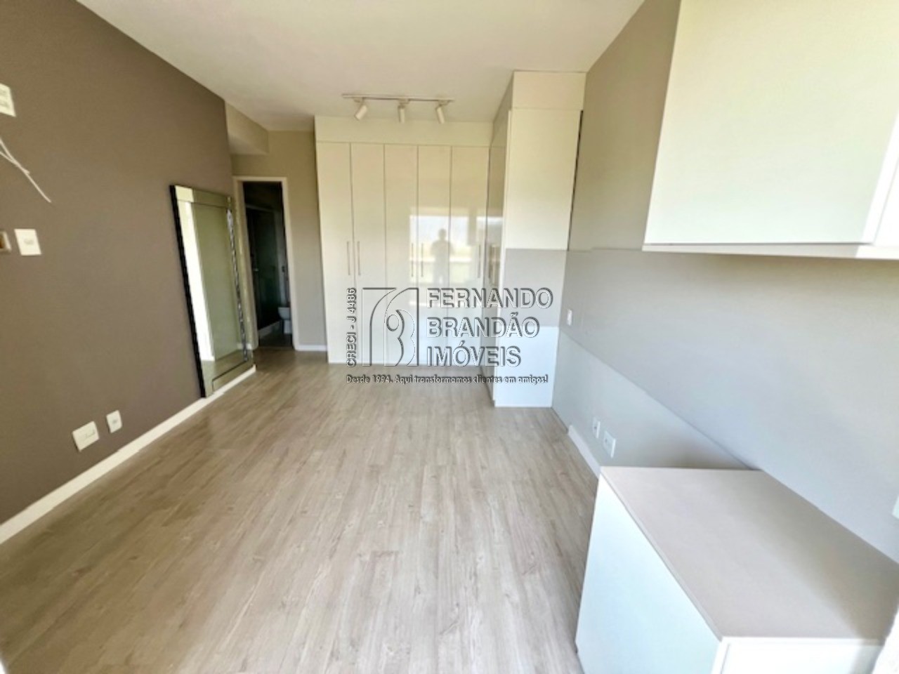 Conheça Foto 27 do imóvel - Reserva do Parque, Vendo lindíssimo apartamento na Barra Olímpica com 3 quartos, 1 suíte, 2 salas e 93m² - 7591 - 27 Foto 27 - 27