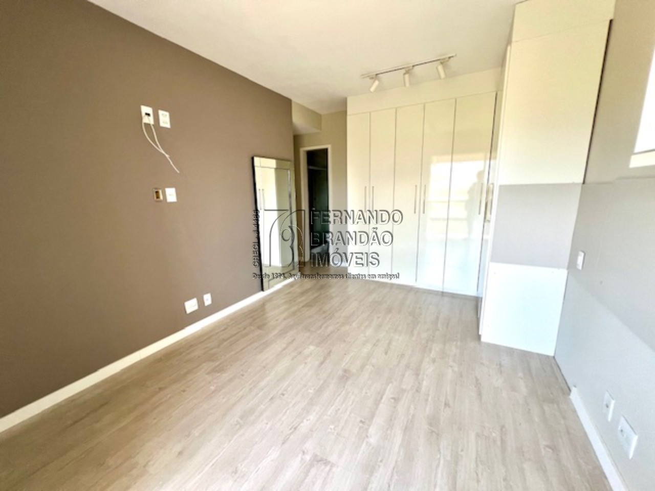 Conheça Foto 29 do imóvel - Reserva do Parque, Vendo lindíssimo apartamento na Barra Olímpica com 3 quartos, 1 suíte, 2 salas e 93m² - 7591 - 29 Foto 29 - 29