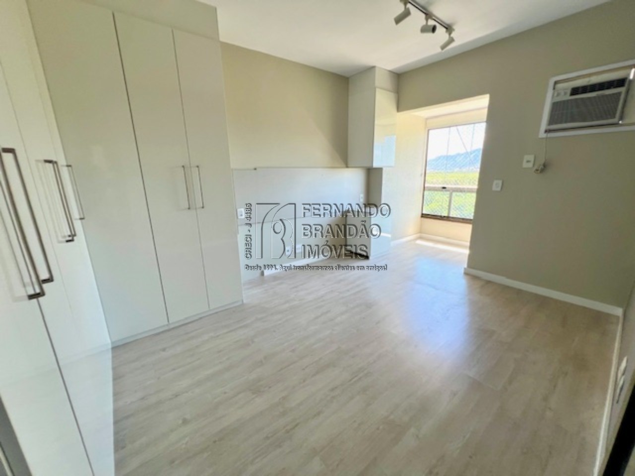 Conheça Foto 30 do imóvel - Reserva do Parque, Vendo lindíssimo apartamento na Barra Olímpica com 3 quartos, 1 suíte, 2 salas e 93m² - 7591 - 30 Foto 30 - 30