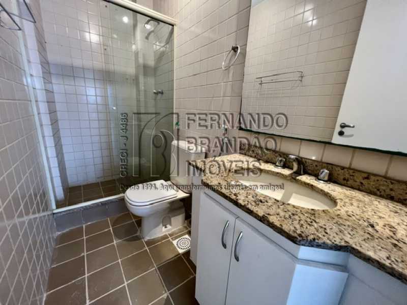 Conheça FB 7691 30. do imóvel - Vendo excelente apartamento, Grand Prix Barra Olímpica, com 150 m² + direito de uso de 150 m² de laje - 7690 - 11 FB 7691 30. - 11
