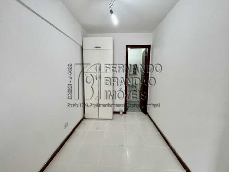 Conheça FB 7691 51. do imóvel - Vendo excelente apartamento, Grand Prix Barra Olímpica, com 150 m² + direito de uso de 150 m² de laje - 7690 - 20 FB 7691 51. - 20