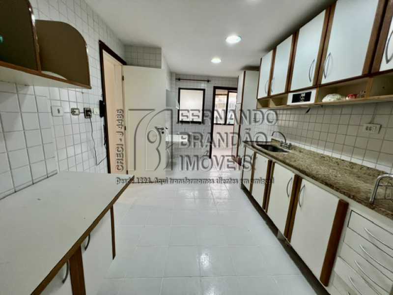 Conheça FB 7691 43. do imóvel - Cond. Grand Prix, vendo excelente cobertura, com uma das melhores plantas da região - 7691 - 17 FB 7691 43. - 17