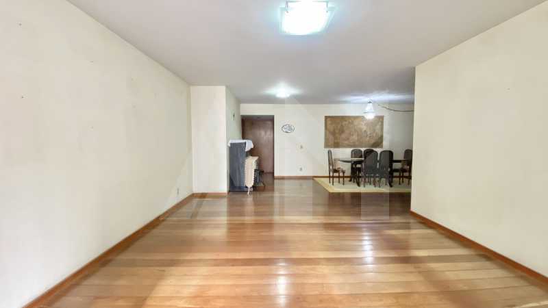 Conheça Sala do imóvel - Apartamento de 4 Quartos na Tijuca! 3 Vagas, Suíte e Portaria 24h. Agende sua visita - 2076 - 2 Sala - 2