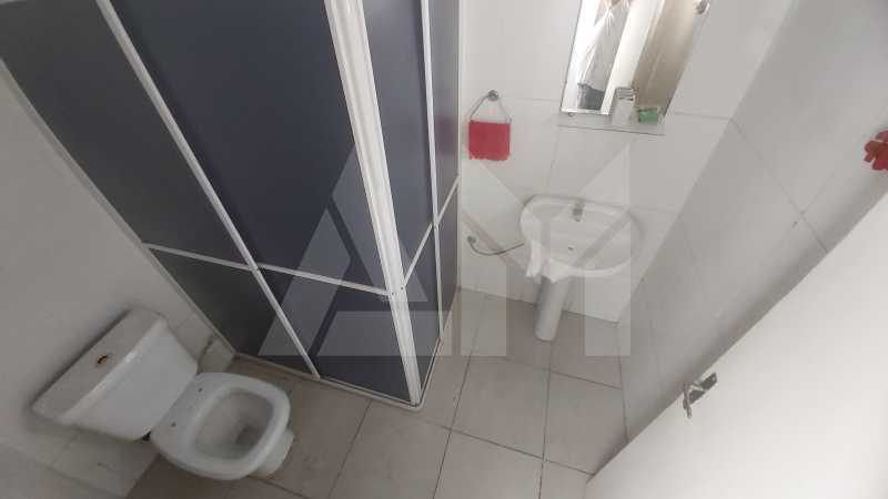 Conheça Banheiro do imóvel - Casa à venda Rua Santa Luísa, Tijuca, Rio de Janeiro - R$ 560.000 - 2913 - 9 Banheiro - 9