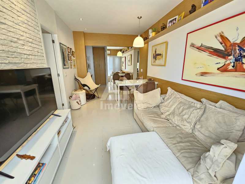Exclusivo - Cobertura linear à venda com terraço de 80m² e 2 quartos. - 3427