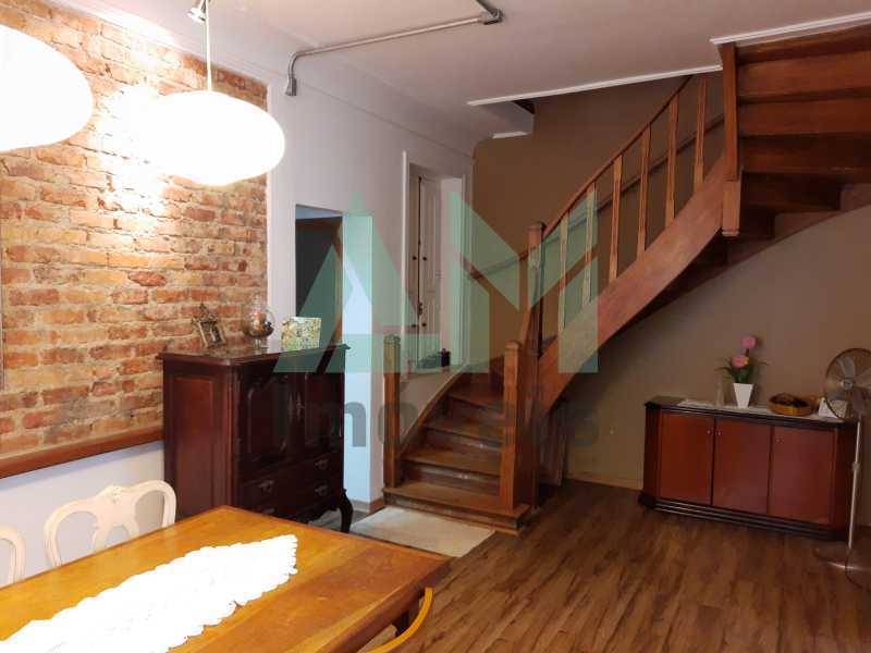 Conheça Sala do imóvel - Casa de Vila à venda Rua Dezoito de Outubro, Tijuca, Rio de Janeiro - R$ 870.000 - 1700 - 5 Sala - 5