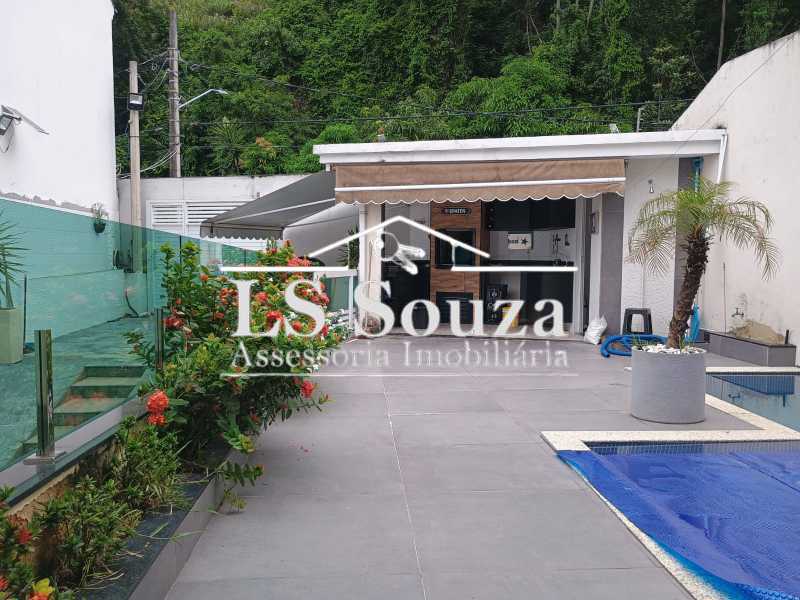 Conheça WhatsApp Image 2026-01-22 at 1 do imóvel - Casa em Condomínio 4 quartos à venda Rio de Janeiro,RJ Jacarepaguá - R$ 950.000 - CS0583 - 25 WhatsApp Image 2026-01-22 at 1 - 25