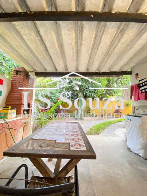 Conheça Quintal fundos. do imóvel - Casa 3 quartos à venda Rio de Janeiro,RJ Praça Seca - R$ 500.000 - CS0435 - 27 Quintal fundos. - 27