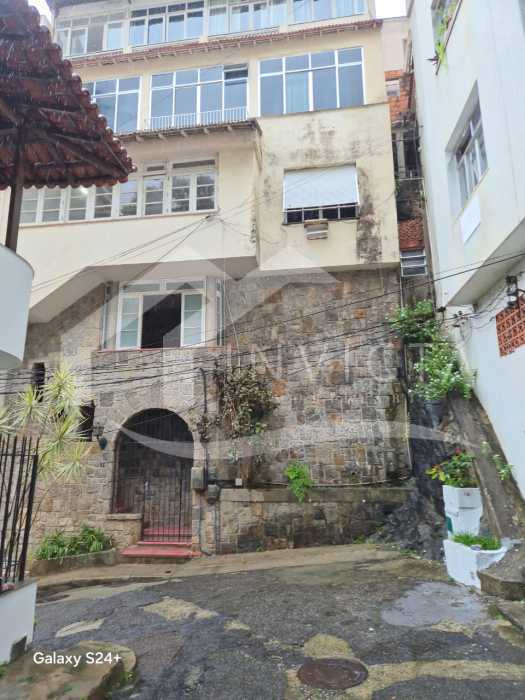 Conheça WhatsApp Image 2025-10-20 at 1 do imóvel - Casa de Vila TRIPLEX : 8 QUARTOS SENDO 4 SUÍTES - FCCV80001 - 30 WhatsApp Image 2025-10-20 at 1 - 30