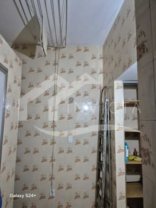 Conheça WhatsApp Image 2025-10-20 at 1 do imóvel - Casa de Vila TRIPLEX : 8 QUARTOS SENDO 4 SUÍTES - FCCV80001 - 18 WhatsApp Image 2025-10-20 at 1 - 18